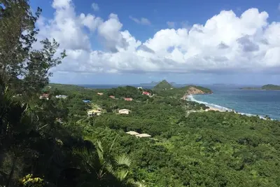 Image de Tranquil Tropical Villa Overlooking the Islands of the Grenadines