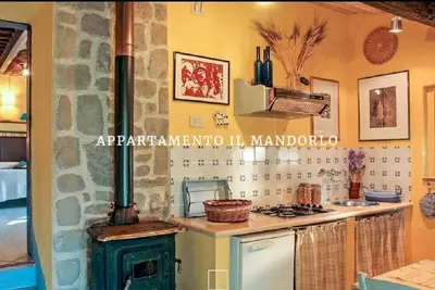 Image de Fonte Bertusi- Il Mandorlo