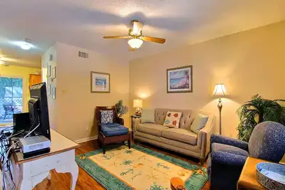 Image de Superbe Beach House à l'extrémité nord de Tybee! !