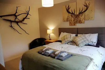 Image de Nouveau pour 2019! Prix de lancement. . . Réservez vite! Feu réel, toutes les chambres ensuite.