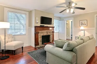 Cozy Forsyth Park Condo à Savannah historique