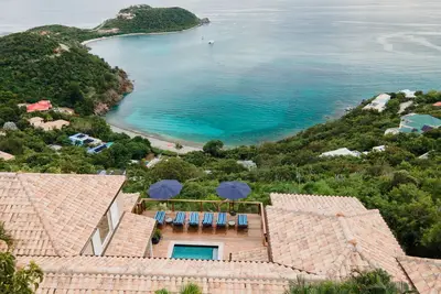 Image de Villa Zusammen- récemment rénovée avec une vue magnifique