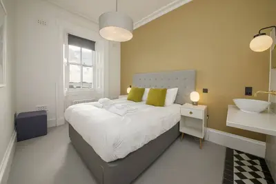 Image de Un château de Lewis pouvant accueillir 2 personnes dans une chambre