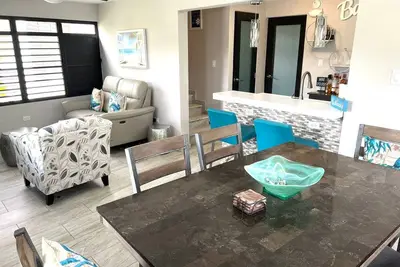 Image de Bohio de luxe avec Wifi et sécurité 24/7, écrans, ports Usb, climatisation, piscine