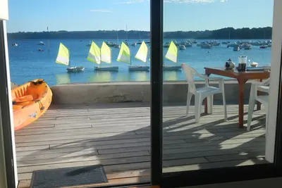 Image de Maison de pêcheur accès direct à la plage-terrasse les pieds dans l'eau