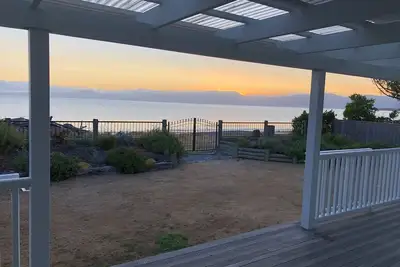 Image de Luxe en bord de mer Ă Ruby Bay - 30 minutes de Nelson