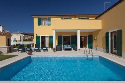 Image de Villa Viktoria, Villas à Vilanija - Umag (Piscine privée)