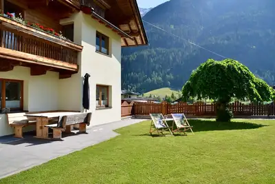 Image de Appartement spacieux pour 2 Ă 9 personnes avec jardin