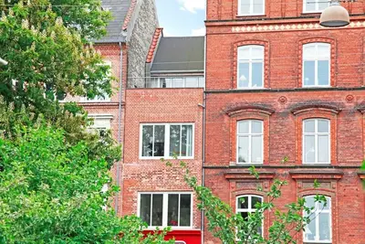 Appartement moderne de 4 pièces avec grande terrasse.
