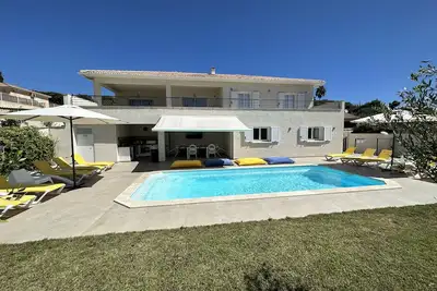Image de Villa d’Oro piscine chauffée plaine orientale Aleria entre mer et montagne