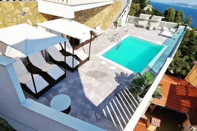 Image de Maison et appartement d'Emilie à Omis - Celina