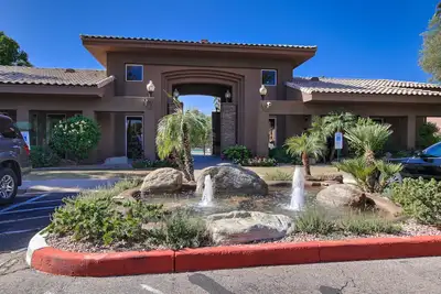 Image de Magnifique condo de 3 chambres / 2 salles de bain dans une communauté fermée avec de nombreuses commodités.