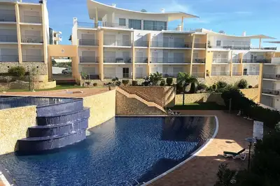 Image de T1 +1 appartement, rénové, belle vue sur la mer et le port, wifi & a / c