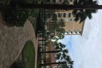 Image de Vue imprenable sur l'eau depuis cette unité au 6e étage face à l'eau, accès au golfe