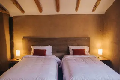 Chambre double confortable Awa Lodge Vallée sacrée
