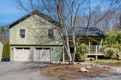 Image de Maison de montagne familiale avec foyer et table de ping-pong - Chiens Ok!
