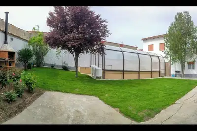 Image de Cintres L @ s, Wifi et garage 2 voitures