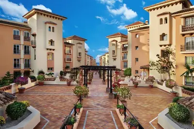 Image de Marriott Marbella Beach Resort Bel appartement de deux chambres en Espagne!