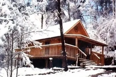 Image de Smoky Mountain gratuit tour de cheval avec Cabine sur Horse Ranch