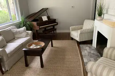 Image de Havre au coeur de Jacksonville - Sleeps 9