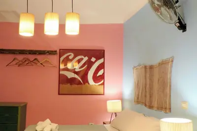 Image de Grande chambre silencieuse avec Wi-Fi dans le centre