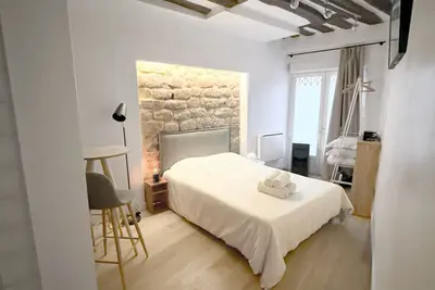 Image de Appartement de charme 2Bdr / Le Marais Paris historique