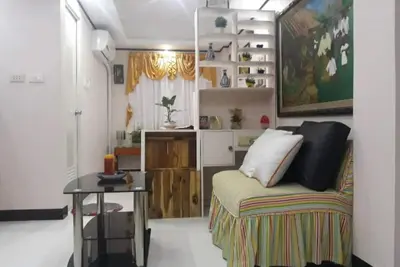 Image de Unité de condo confortable avec parking gratuit et Wifi