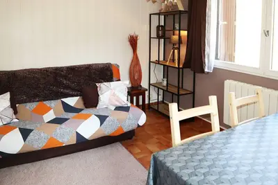 Image de Studio cosy skis aux pieds, balcon sud-est, 400m centre station, parking, quartier calme