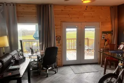 Image de Ranch paisible près des magasins d'antiquités, Fossil Rim et Glen Rose State Park