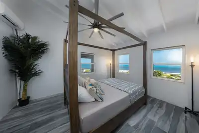 Image de Eagle's Nest Loft @ The Lookout - Front de mer avec climatisation
