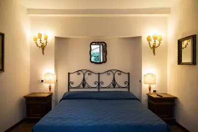 Image de Appartement avec jardin dans le quartier du Duomo6