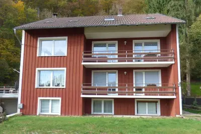 Appartement directement sur la forêt et sentier de randonnée, avec balcon, calme absolu, 2-8 pers. , WLan grat.