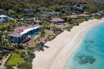 Image de Beach Dreams Villa de luxe sur la plage - Suites de 4 chambres Ă coucher, Ac, Piscine