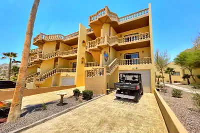 Image de Paix, Serene, Imprenable Plage, Court Distance De La Ville!