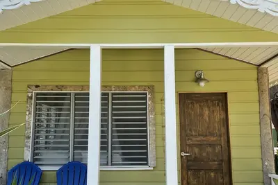 Image de Bak A Yaad Timberland Cottage
