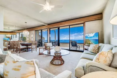 Image de 2br Idéal pour les petites familles ou les couples, Oceanfront Lanai