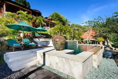 Image de Villa romantique 2 chambres avec piscine privée Uluwatu