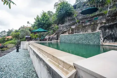 Image de Villa de luxe de 2 étages, 2 chambres, piscine privée à deux niveaux, Uluwatu