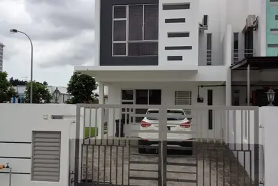 Image de Maison de Vacances Confort @ Bukit Indah Jb