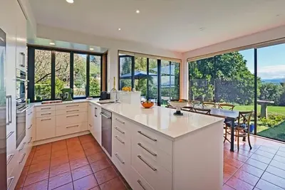 Image de Clairmont Retreat - Fantastic Nelson Holiday Home!
