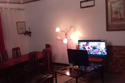 Image de Appartement meublé deux chambres Bastos