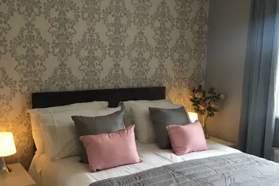 Image de Villa belle, est une belle maison jumelée, maison spacieuse, bel emplacement.
