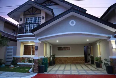 Tout nouveau VIlla entièrement meublé à Mabalacat