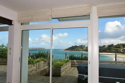 Image de Maison à 250m de la plage avec terrasse et vue mer à Perros-Guirec