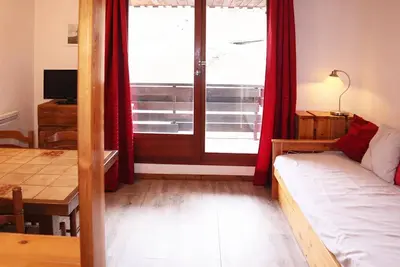 Image de Studio confortable pour 4 pers, proche télésiège et commerces, balcon, calme, parking payant