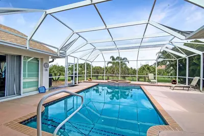 Image de Shangri-La, 6 personnes, piscine privée chauffée, Rotonda, Floride
