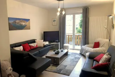 Image de Appartement 100 m2, 4 chambres à 400m télécabine / 500m centre ville, Wifi
