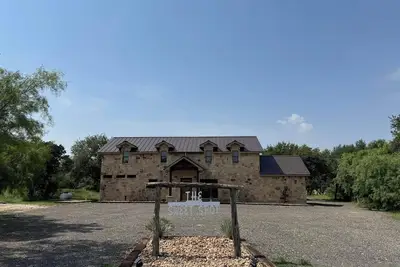 Image de Profitez du soleil et des vues sur le parcours de golf depuis The Sweet Spot!