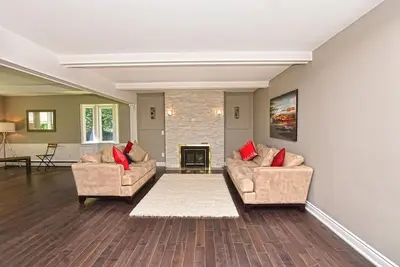 Image de Belle maison de 4 chambres et 2 salles de bains près de Niagara Falls, Canada