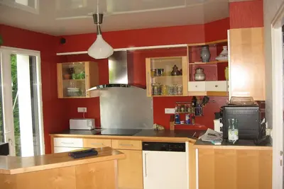 Maison dans lotissement calme, grande piéce de vie + 3 chambres